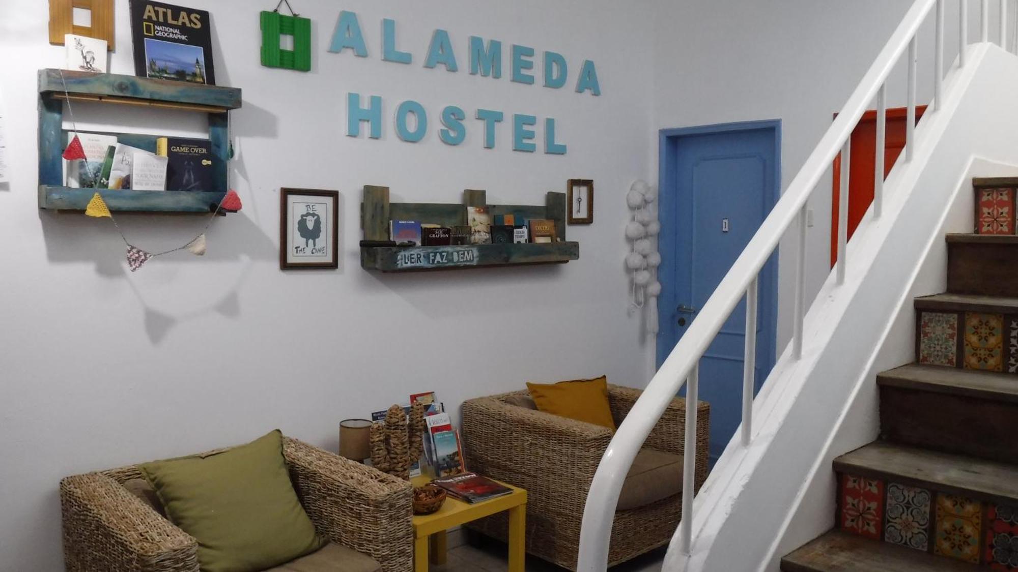 Alameda Hostel Portimao Exterior photo