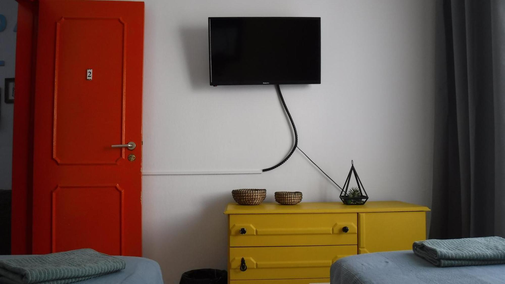 Alameda Hostel Portimao Exterior photo