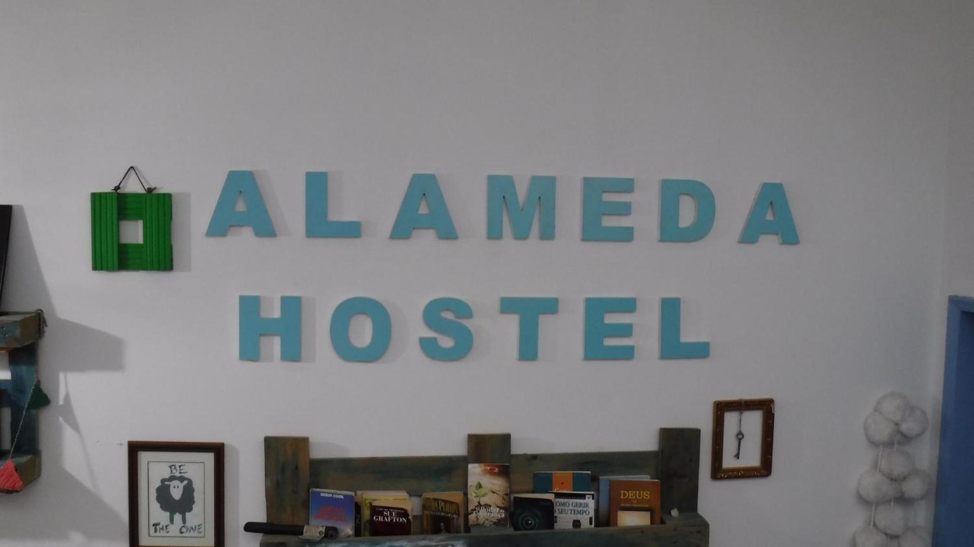 Alameda Hostel Portimao Exterior photo