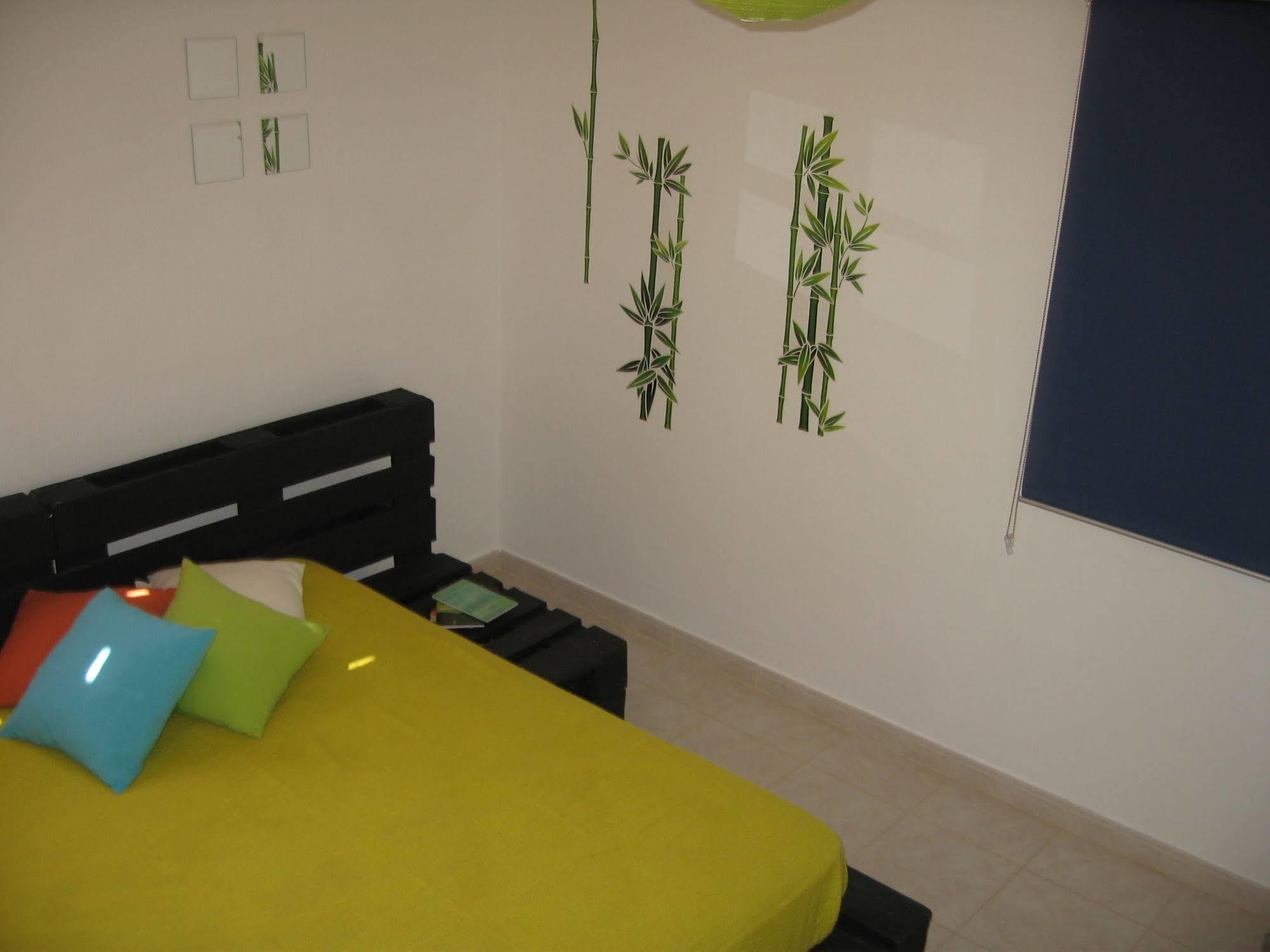 Alameda Hostel Portimao Exterior photo