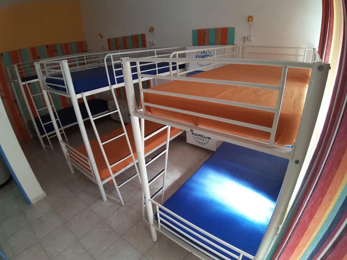 Alameda Hostel Portimao Exterior photo