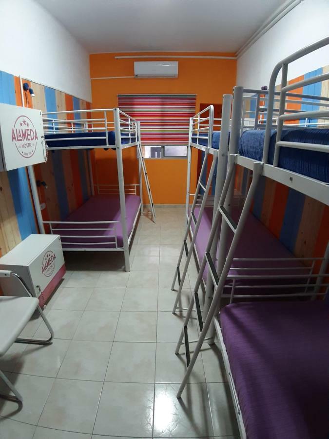 Alameda Hostel Portimao Exterior photo