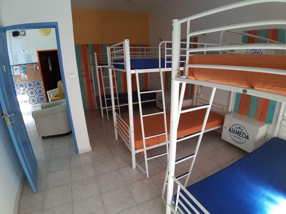 Alameda Hostel Portimao Exterior photo