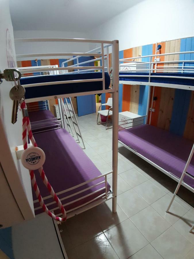 Alameda Hostel Portimao Exterior photo